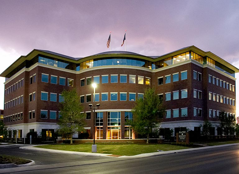 Quarry Heights commercial office building construction in San Antonio