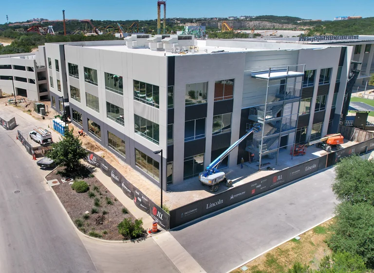 hpi-medical-building-at-the-rock-at-La-Cantera-aerial-corver-view